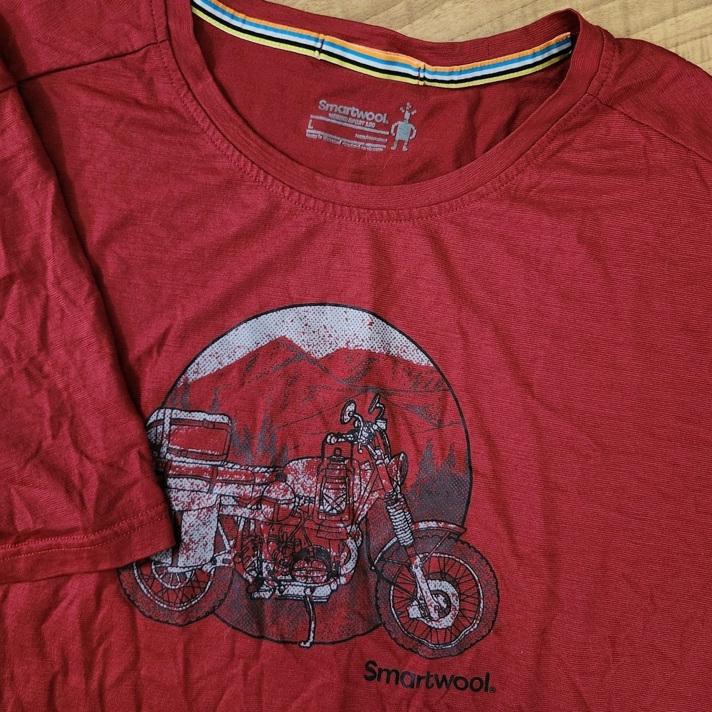 Smartwool Men Merino Sport Overland Trek Short Sleeve Tee Red LARGE